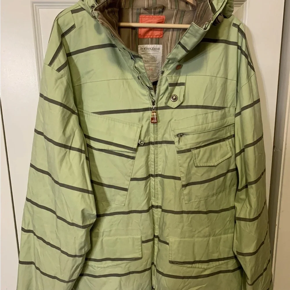 Foursquare Snowboard 10k Outerwear jacket mens sz L‎ green hooded gray striped